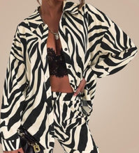 Load image into Gallery viewer, Set Suits