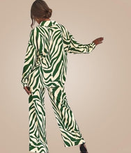 Load image into Gallery viewer, Set Suits