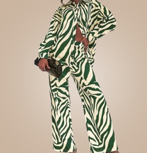 Load image into Gallery viewer, Set Suits