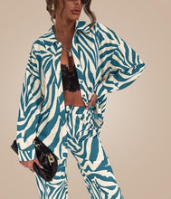 Load image into Gallery viewer, Set Suits