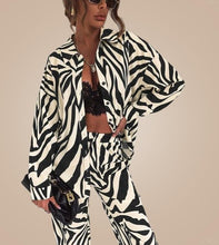 Load image into Gallery viewer, Set Suits