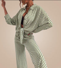 Load image into Gallery viewer, Set Suits